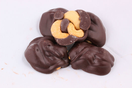 Chocolate Covered Cashew Clusters (Per Pound)